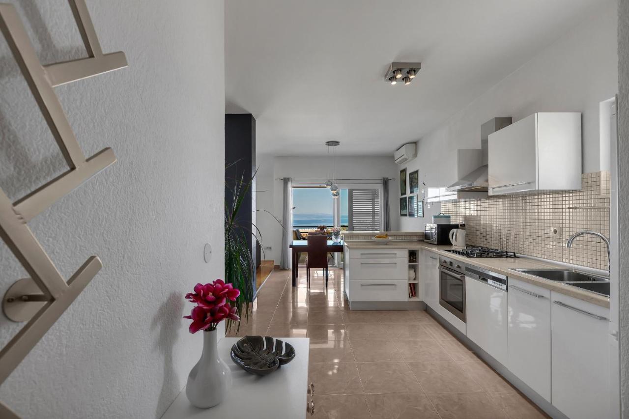 Stunning City View Apartment Makarska Kültér fotó